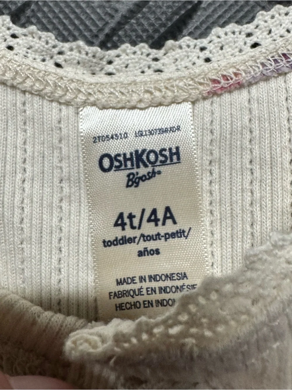 OshKosh B’gosh Toddler Girls Floral Ribbed Tank Top Size 4T Cream Shirt